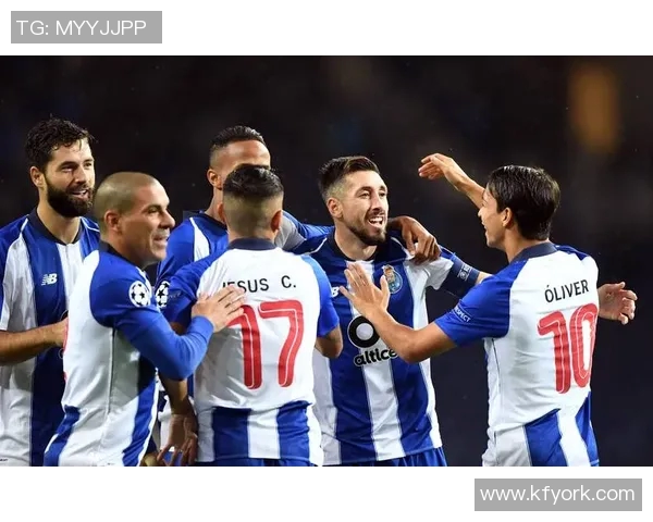 足坛最强进攻球星率领豪华阵容掀起巅峰对决引爆绿茵热血风暴