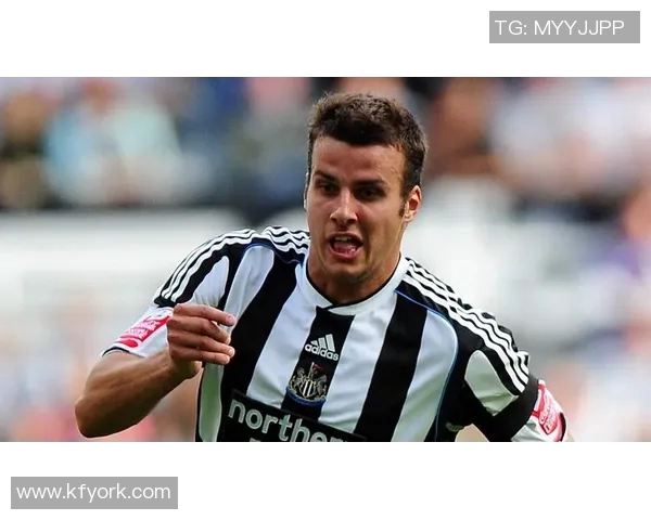 足球队伍核心球星引领风潮 助力球队冲击新荣誉的背后故事